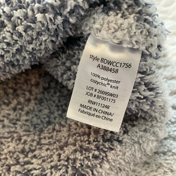 Barefoot Dreams CozyChic Seaside Crew-Neck Pullover Sweater Ocean Zebra - Picture 6 of 9